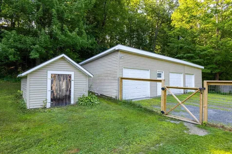 14 Bank Avenue Claremont NH 03743