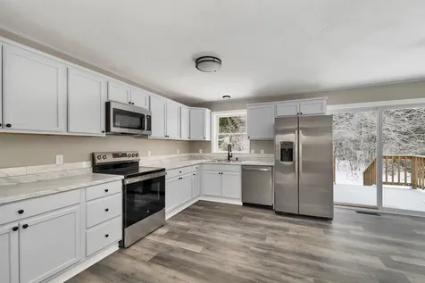 189 Rand Road Northfield NH 03276