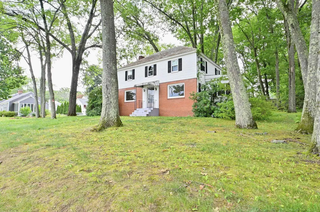 255 North Street Manchester NH 03104