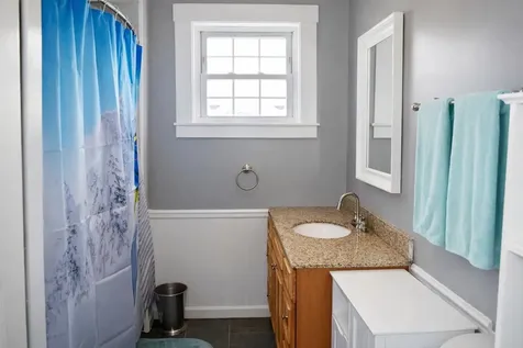 5 Pleasant Street Lincoln NH 03251