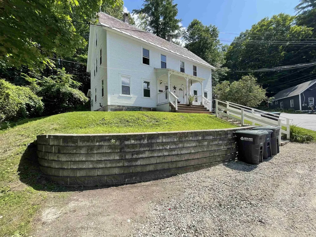 24-26 North Street Proctor VT 05765