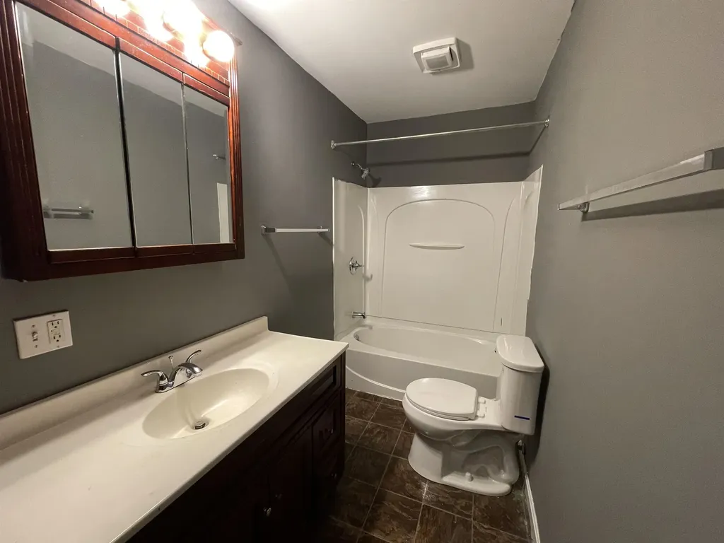24-26 North Street Proctor VT 05765
