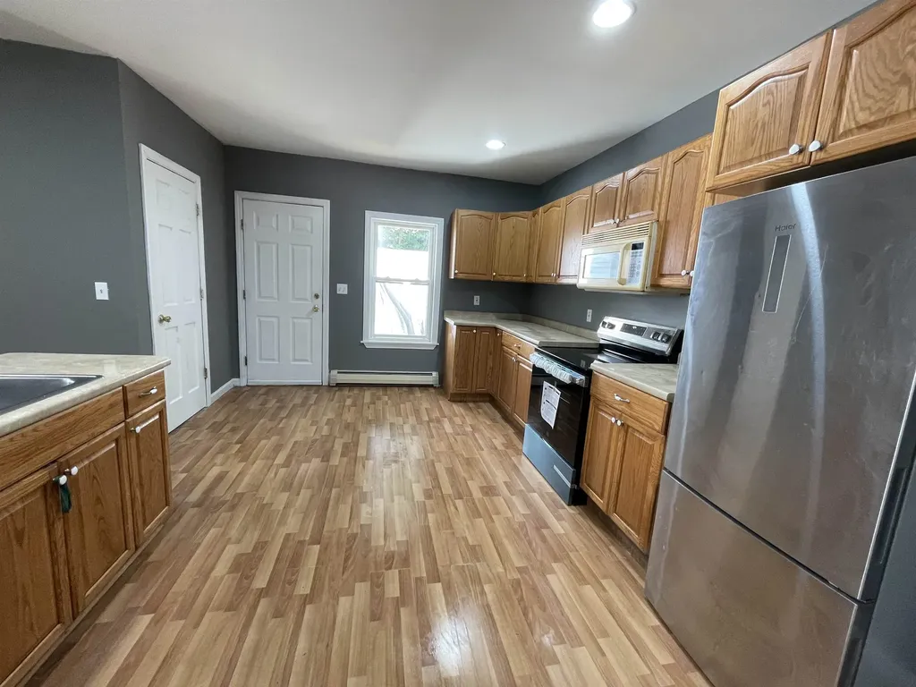 24-26 North Street Proctor VT 05765