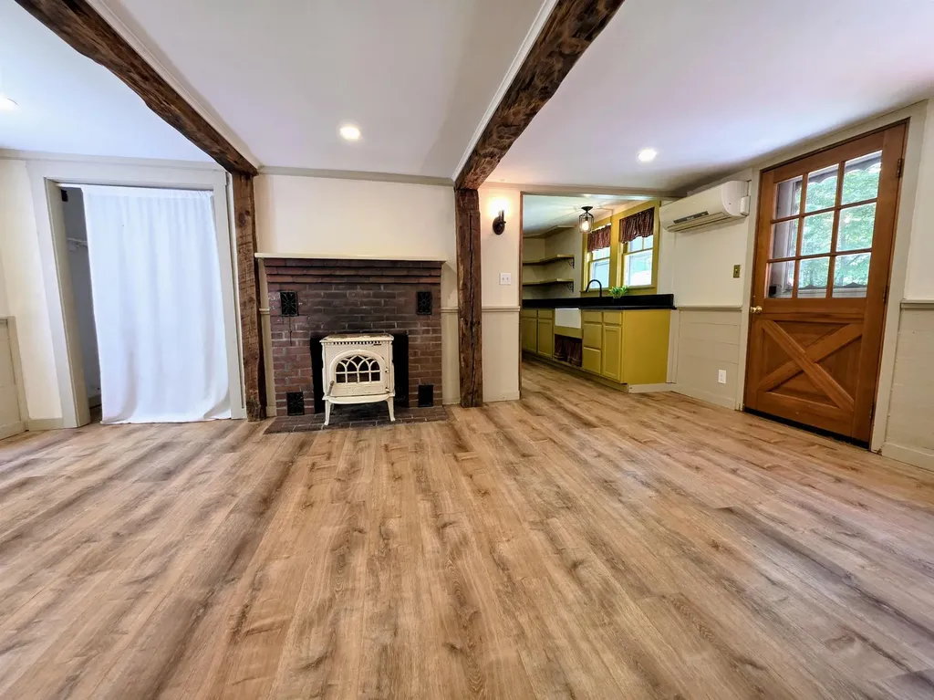 653 Frank C. Gilman Highway Alton NH 03809