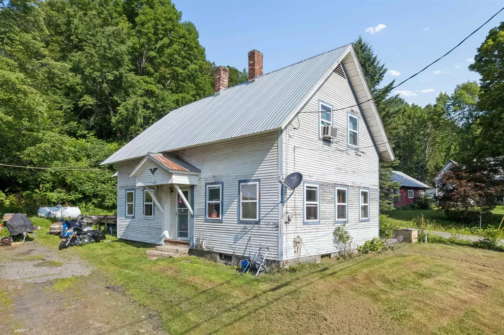 1021 Route 113 West Fairlee VT 05083