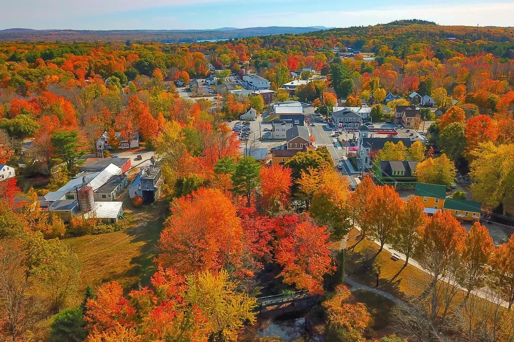 13 Efficiency Way Bridgton ME 04009