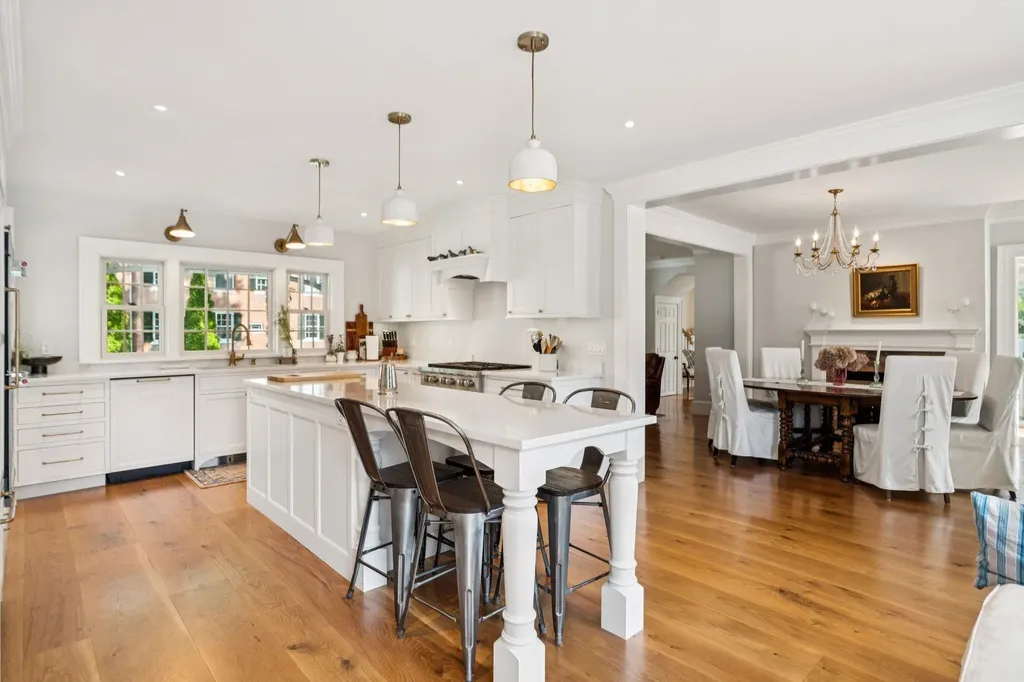 24 Westminster Street Walpole NH 03608