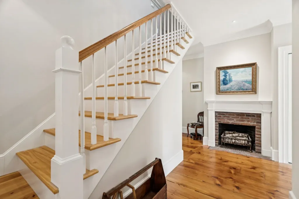 24 Westminster Street Walpole NH 03608