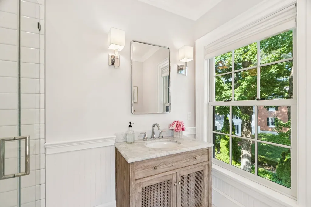 24 Westminster Street Walpole NH 03608