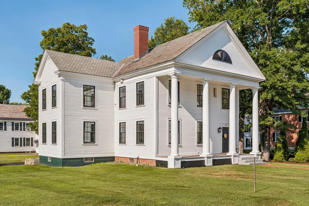 24 Westminster Street Walpole NH 03608