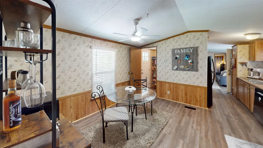 6 Saturn Lane Nashua NH 03062