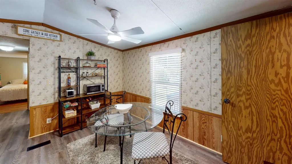 6 Saturn Lane Nashua NH 03062
