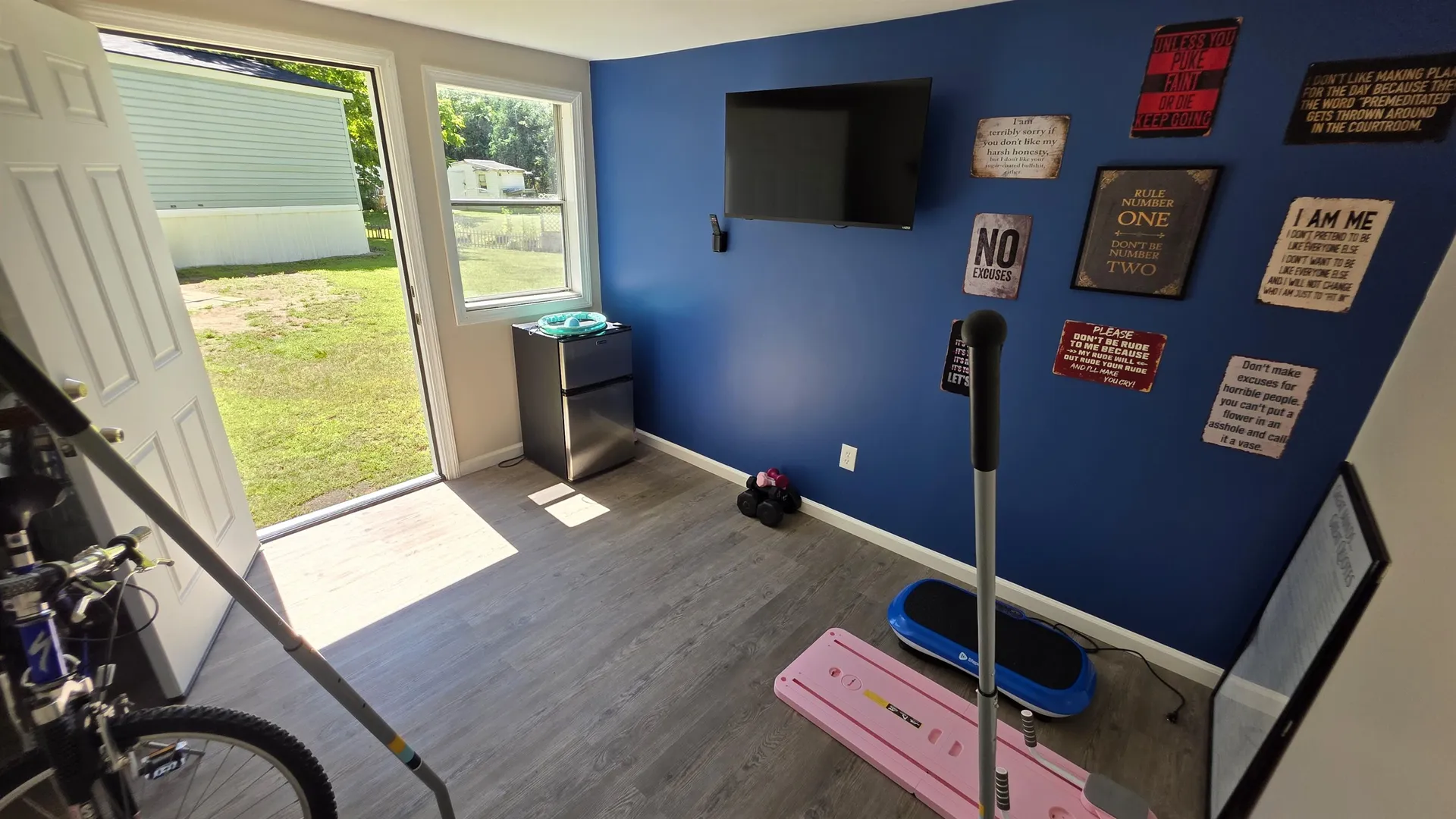 6 Saturn Lane Nashua NH 03062