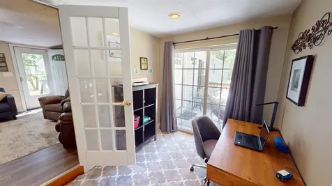 6 Saturn Lane Nashua NH 03062