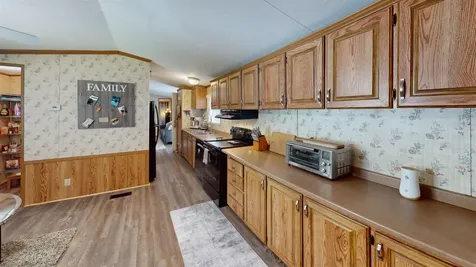6 Saturn Lane Nashua NH 03062