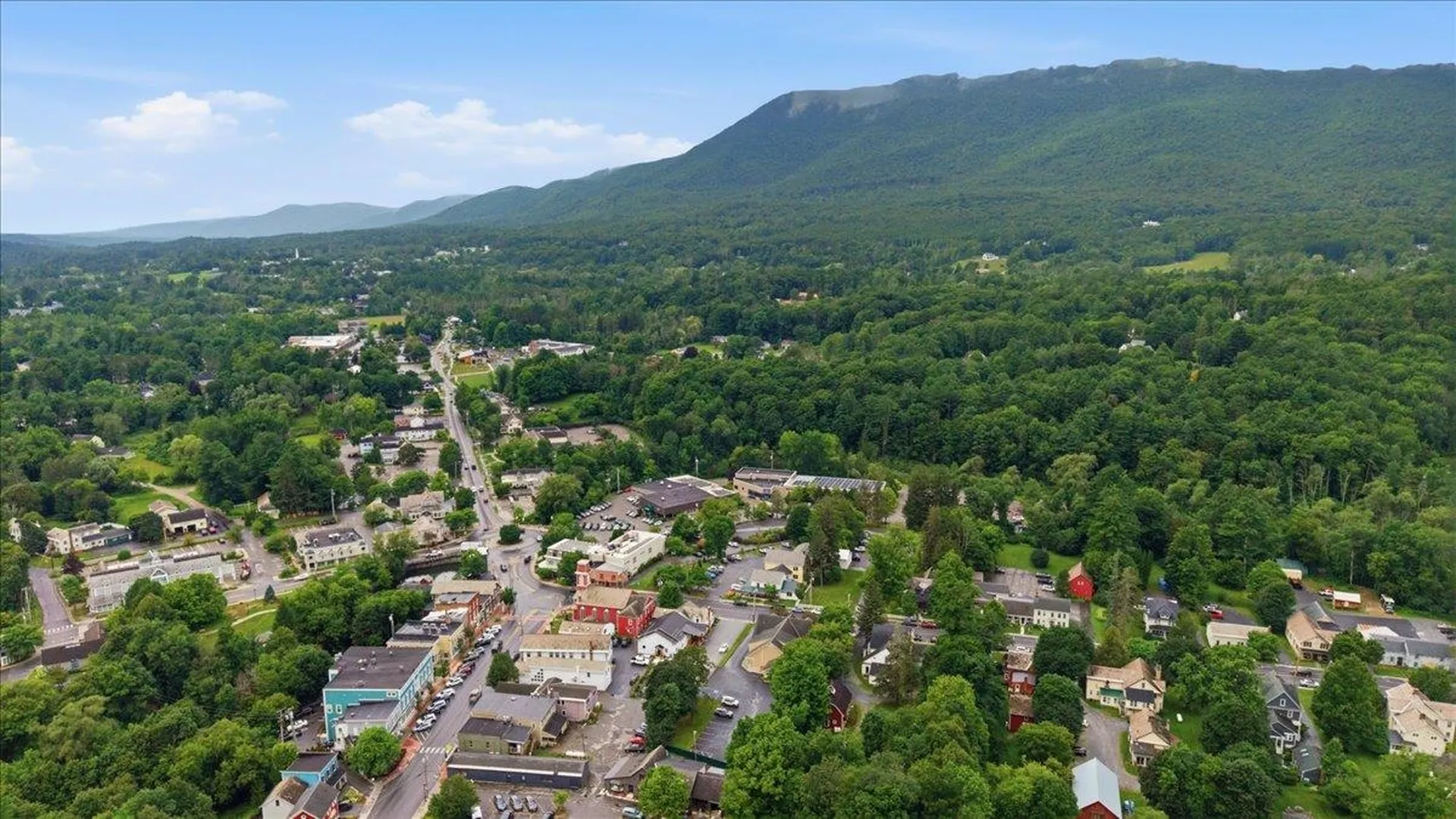 78 Bonnet Street Manchester VT 05255