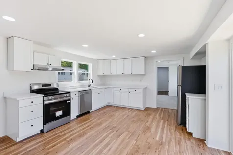 19 Cleo Circle Rochester NH 03868