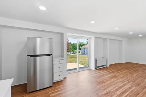 19 Cleo Circle Rochester NH 03868