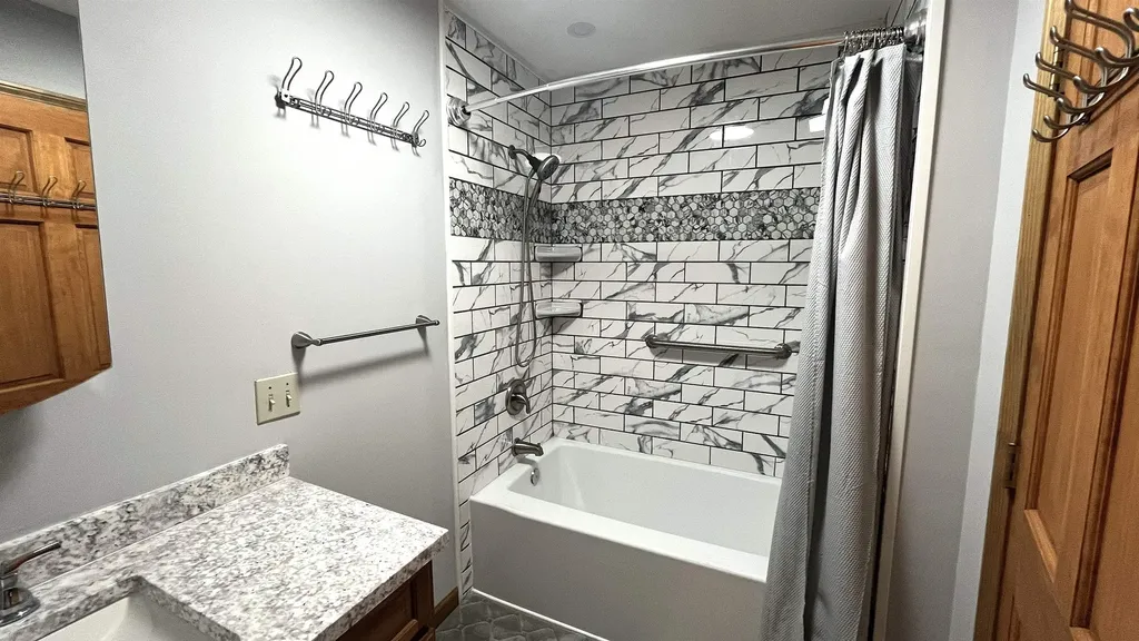 929 Packer Road Mount Holly VT 05758