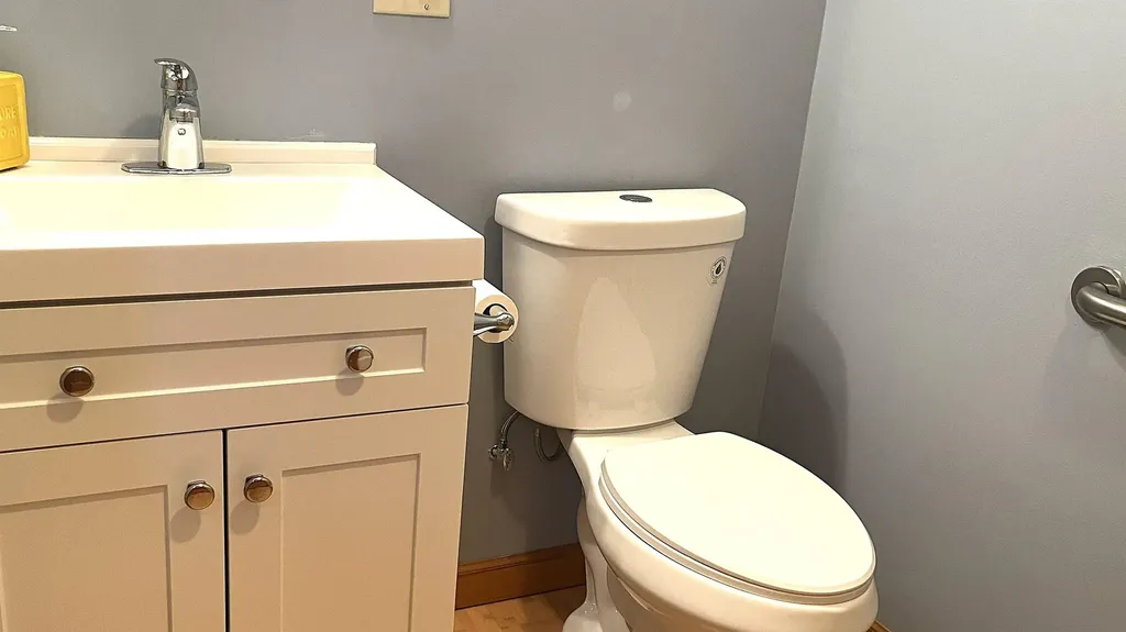 929 Packer Road Mount Holly VT 05758