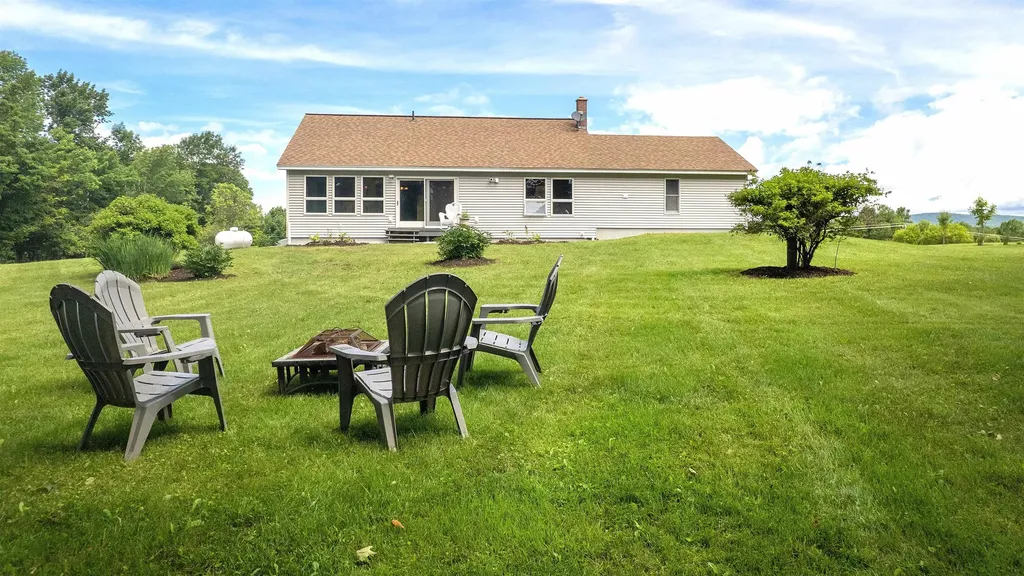 929 Packer Road Mount Holly VT 05758