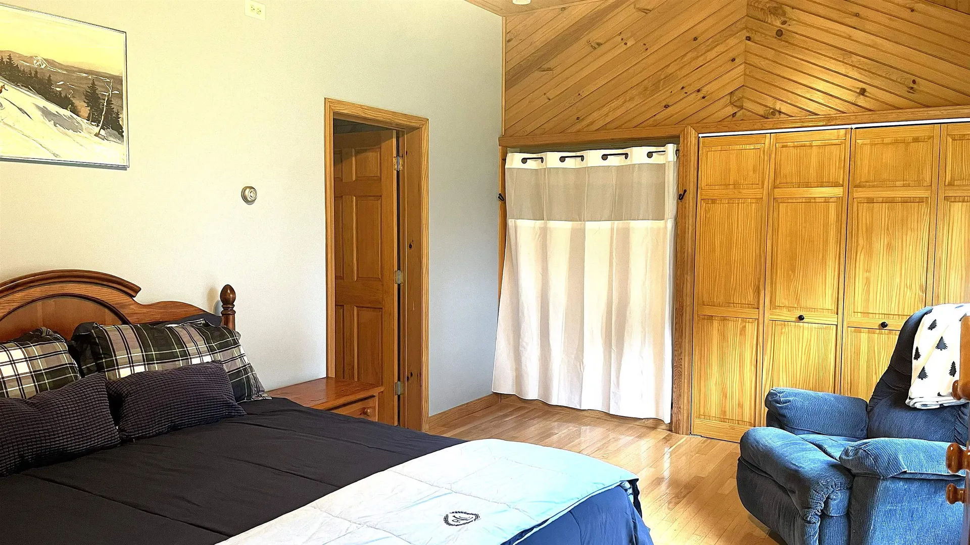 929 Packer Road Mount Holly VT 05758