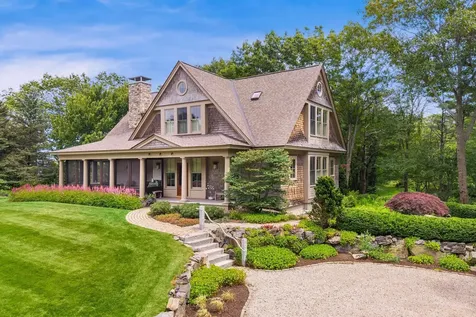 6 Pebble Cove York ME 03902