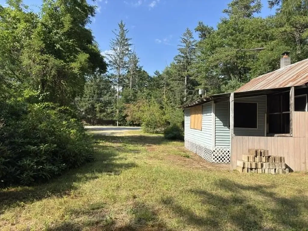 1767 E Main Street Conway NH 03813