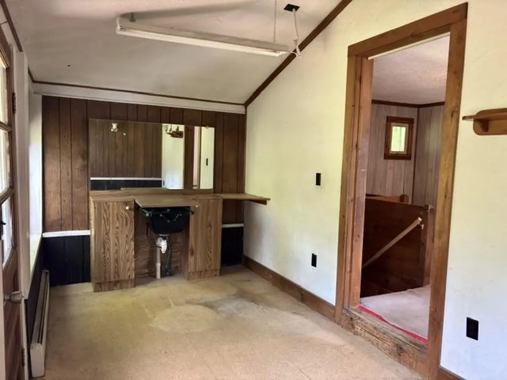1767 E Main Street Conway NH 03813