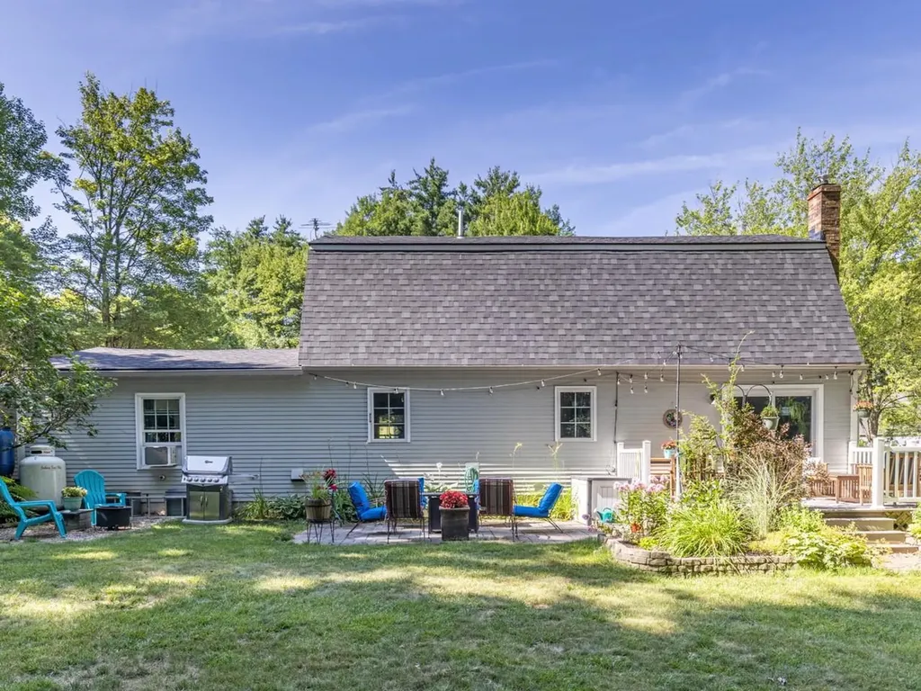 14 Red Cedar Lane Shelburne VT 05482