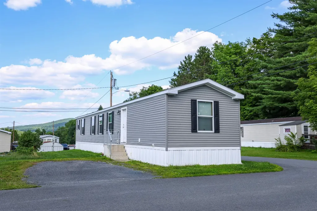 4 4th Street Northfield VT 05663