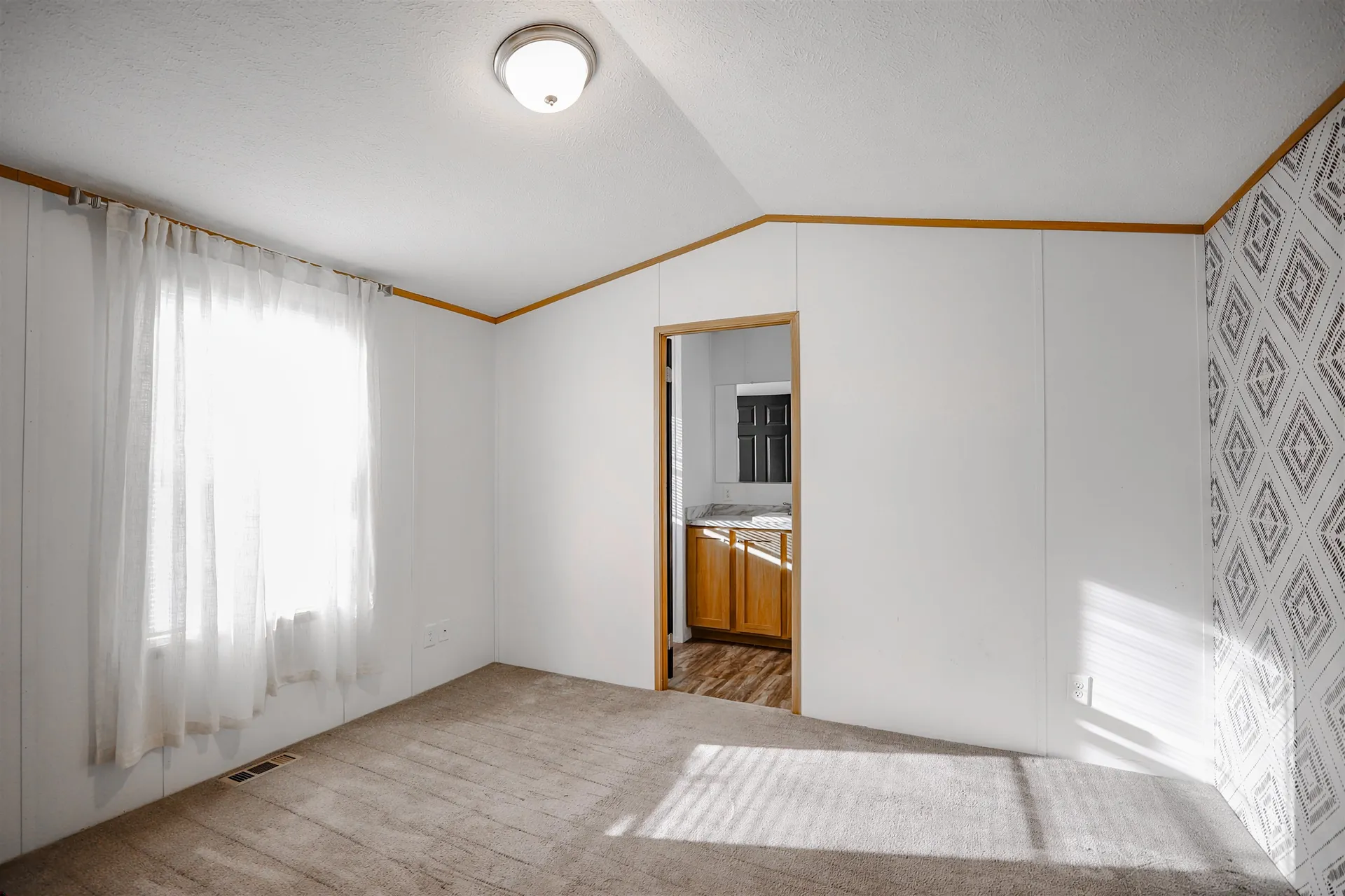 4 4th Street Northfield VT 05663