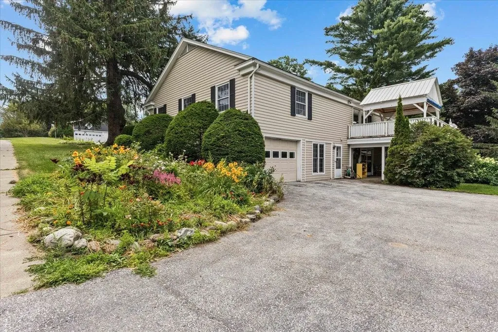 4 Smith Street St. Albans City VT 05478