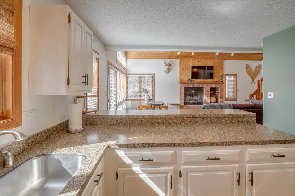 18 Ridge Drive C Drive Woodstock NH 03262