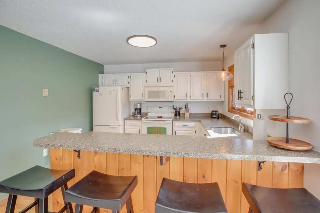 18 Ridge Drive C Drive Woodstock NH 03262