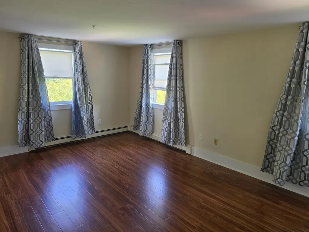 251 Knox Marsh Road Dover NH 03820