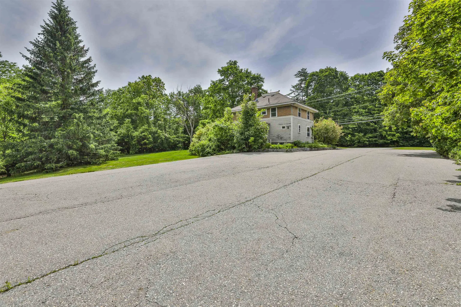 108 Ponemah Road Amherst NH 03031