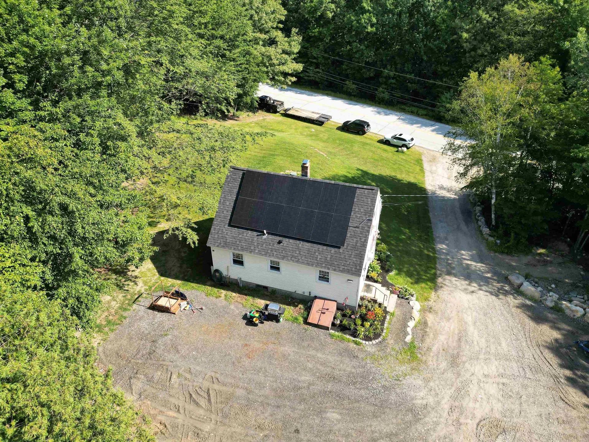 90 Green Road Raymond NH 03077