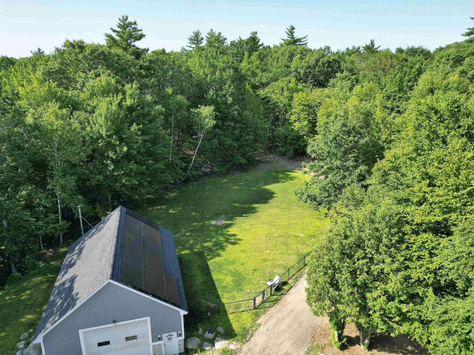 90 Green Road Raymond NH 03077