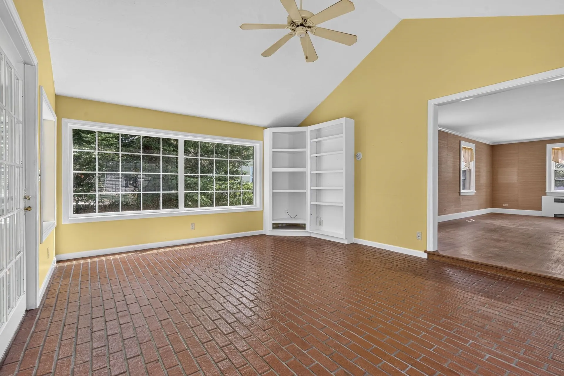 831 Maple Street Manchester NH 03104