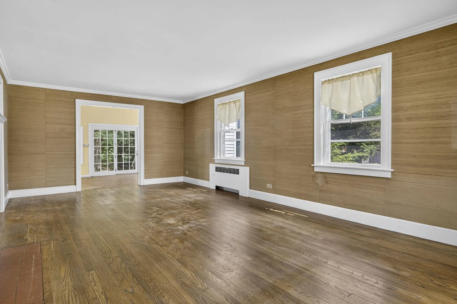 831 Maple Street Manchester NH 03104
