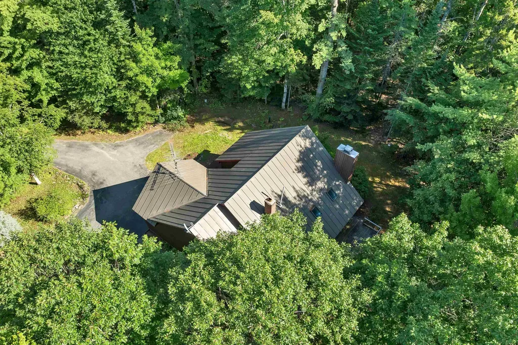56 Pine Ridge Road Sunapee NH 03782