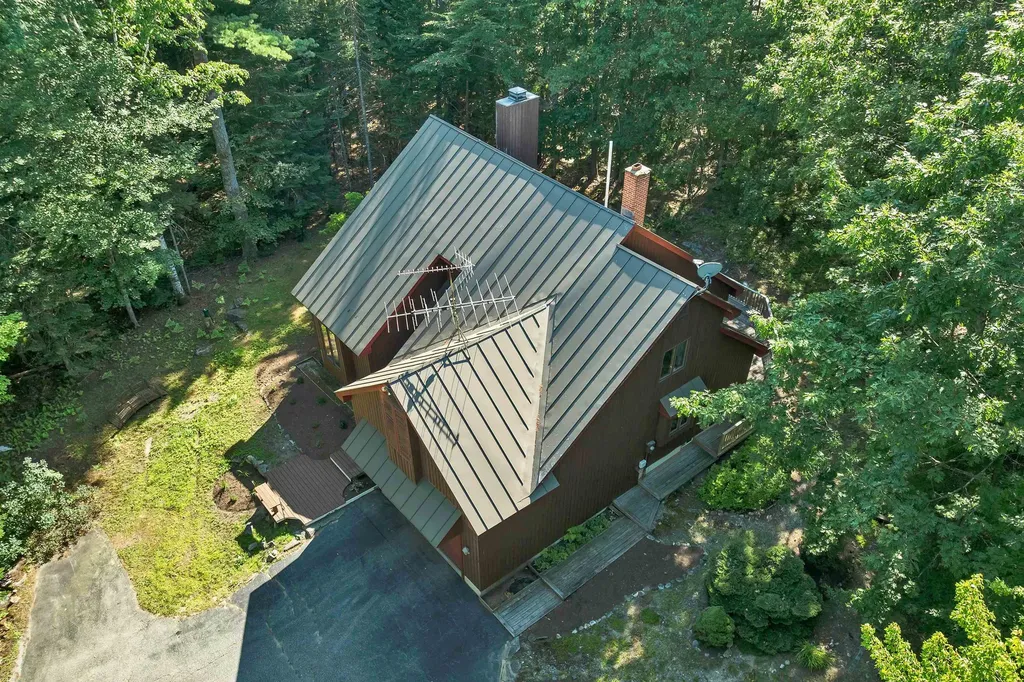 56 Pine Ridge Road Sunapee NH 03782