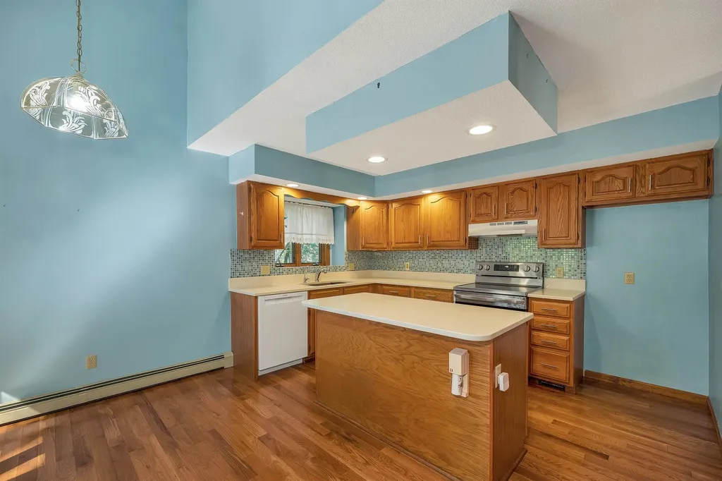 56 Pine Ridge Road Sunapee NH 03782