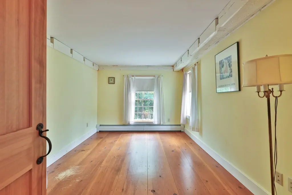 3 Eldredge Road Rockingham VT 05143