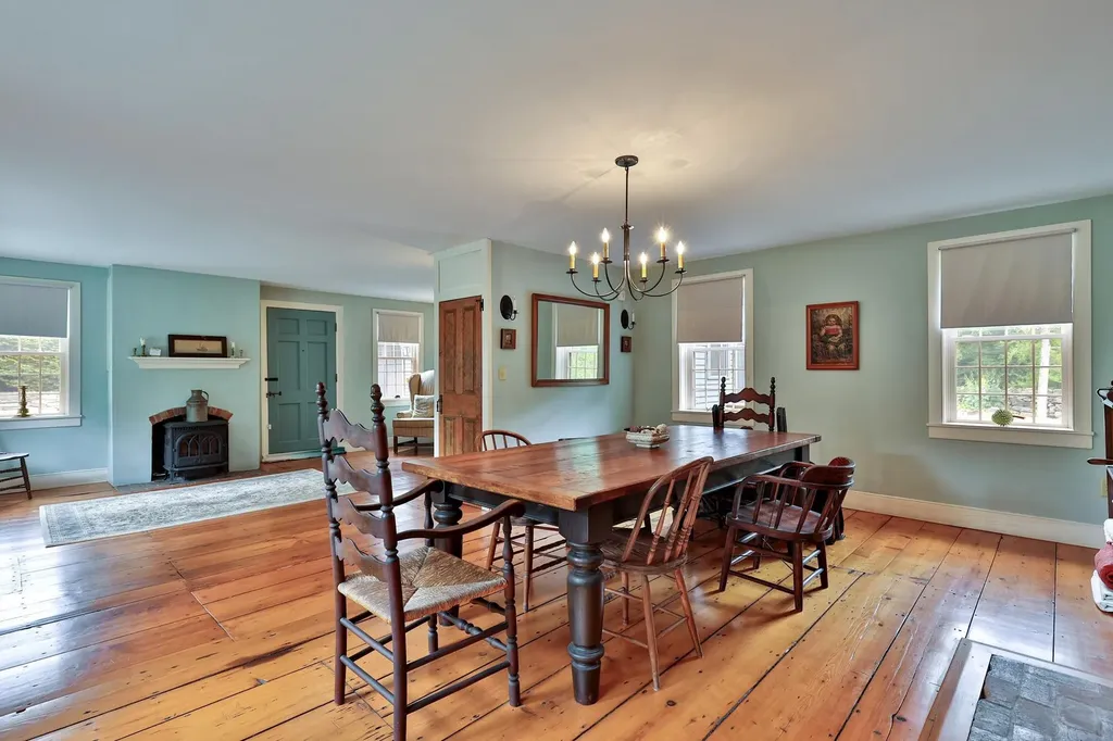 3 Eldredge Road Rockingham VT 05143