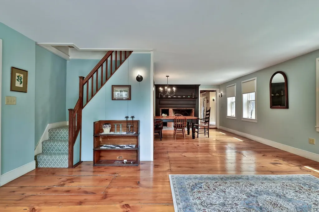 3 Eldredge Road Rockingham VT 05143