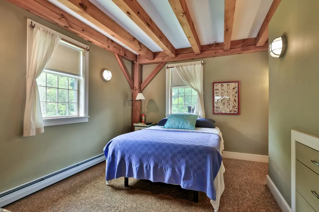 3 Eldredge Road Rockingham VT 05143