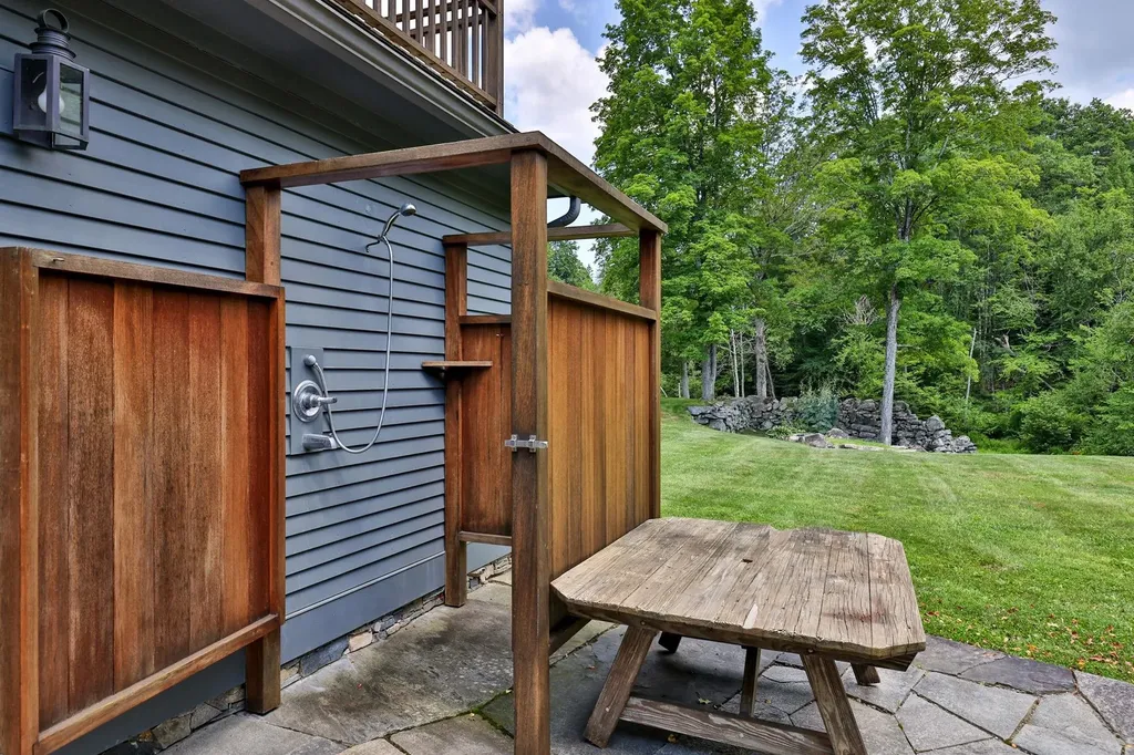 3 Eldredge Road Rockingham VT 05143