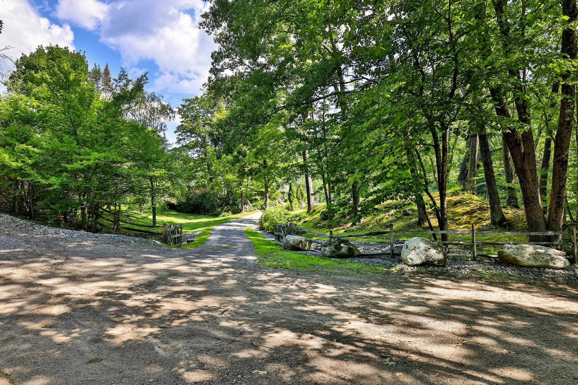 3 Eldredge Road Rockingham VT 05143